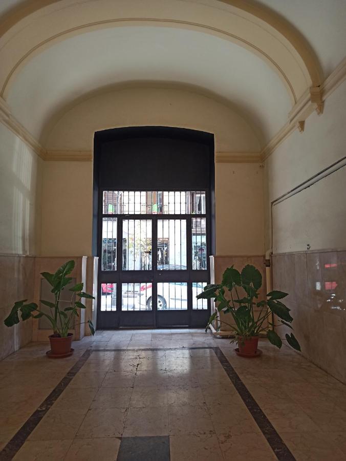 Hostal Huespedes Toledo مدريد المظهر الخارجي الصورة